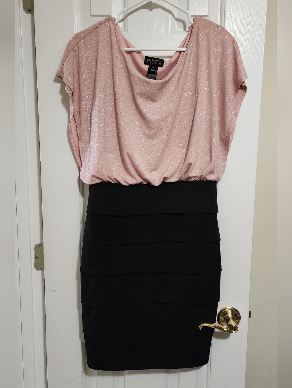 Enfocus Studio Pink Glitter Blouson Top Black Tiered Pencil Skirt Size 12